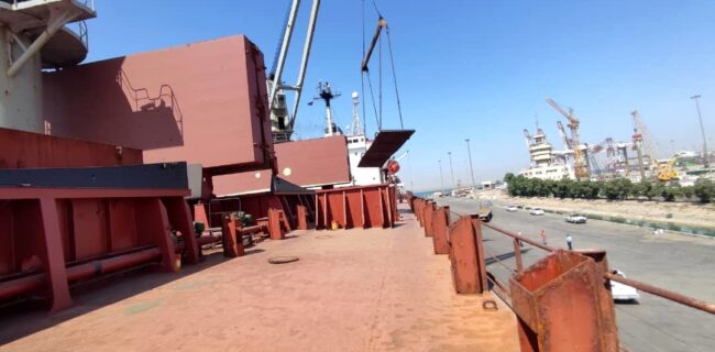 از سرگیری صادرات مستقیم محصولات شرکت فولاد اکسین خوزستان