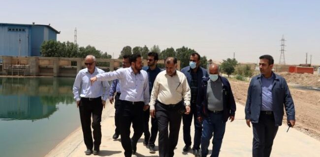 بازدید مدیر عامل سازمان آب و برق خوزستان از تاسیسات آبرسانی غدیر در ام الدبس