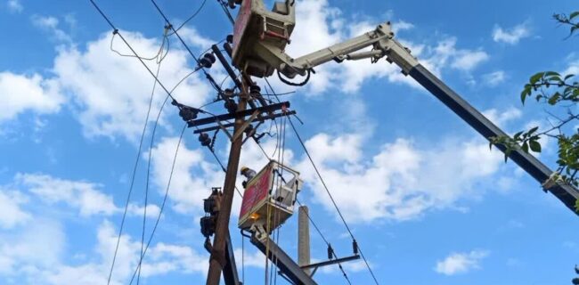 جزئیات برنامه تامین برق تابستان ۱۴۰۳ اعلام شد: پیش بینی افزایش برق تحویلی به صنایع انرژی بر