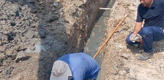 عملیات اصلاح و تعویض بخشی از شبکه فاضلاب خیابان افلاطون پادادشهر