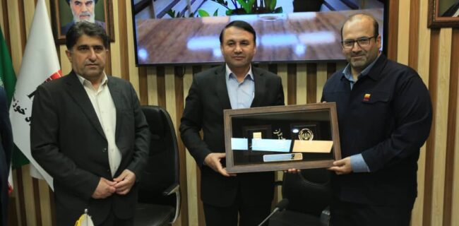 تقدیر مدیرعامل بانک سپه کشور از مدیرعامل شرکت فولاد خوزستان