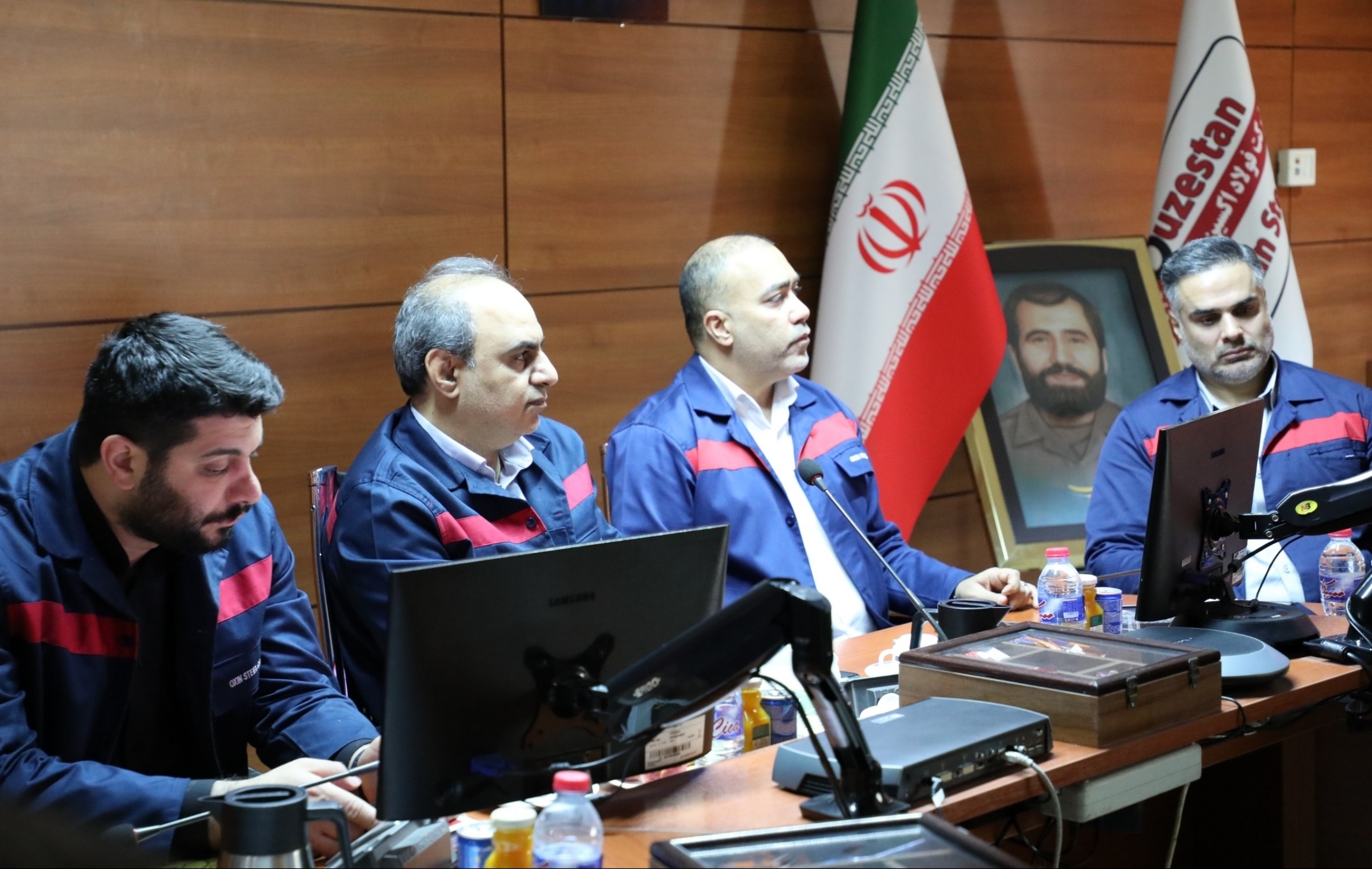 در نشست کمیته راهبردی شرکت فولاد اکسین خوزستان مطرح شد: تأکید بر پیگیری مستمر تأمین مواد اولیه و توسعه بازارهای صادراتی در نشست کمیته راهبردی شرکت فولاد اکسین خوزستان مطرح شد: تأکید بر پیگیری مستمر تأمین مواد اولیه و توسعه بازارهای صادراتی